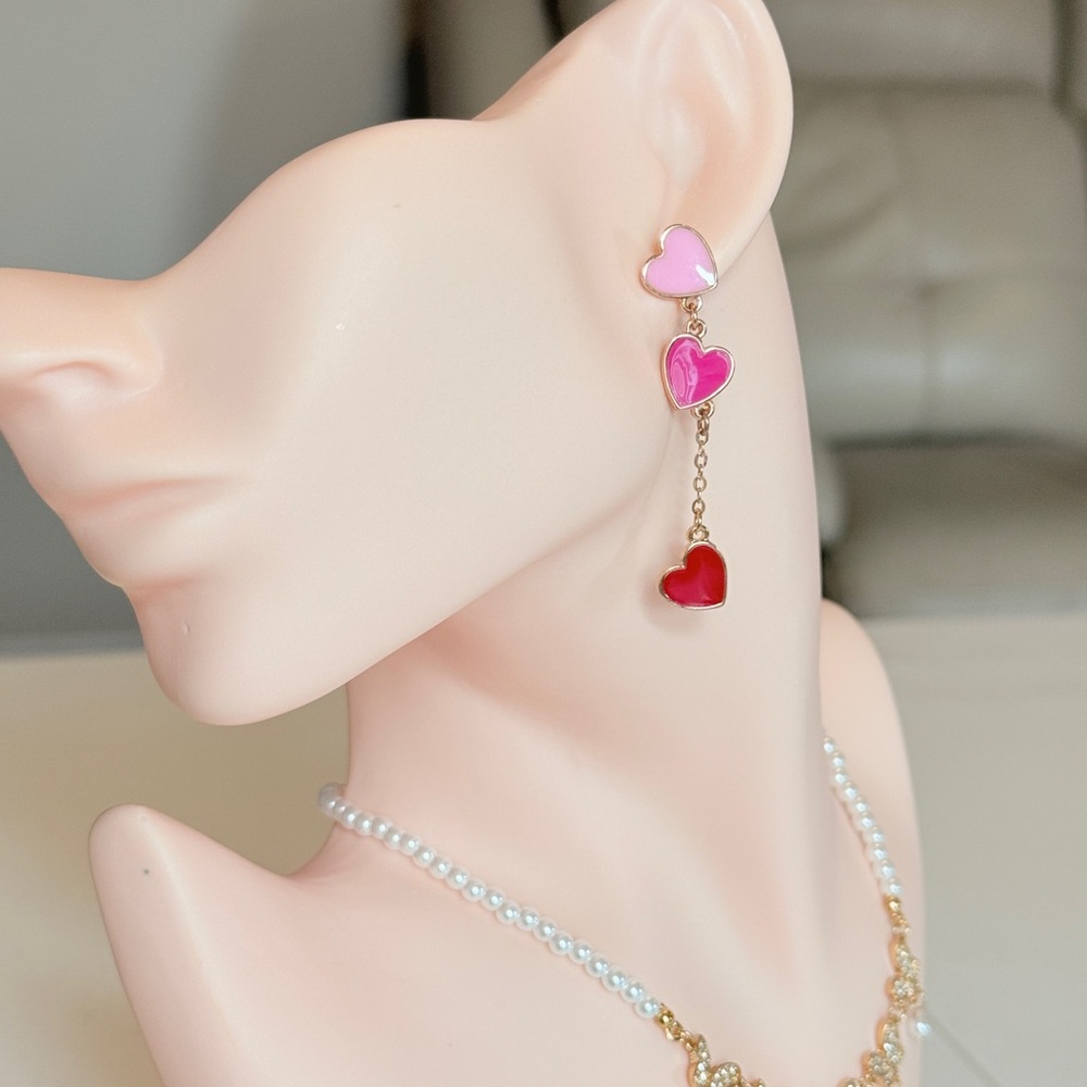 ⚜️ Pink and Red Heart Drop Earrings - Picture 3 of 9
